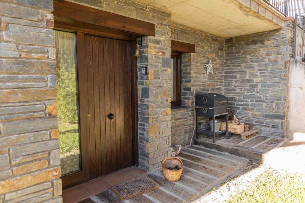 Precioso Apartamento Con Jardin Privado A 4 Km De Puigcerda Enveitg Bagian luar foto
